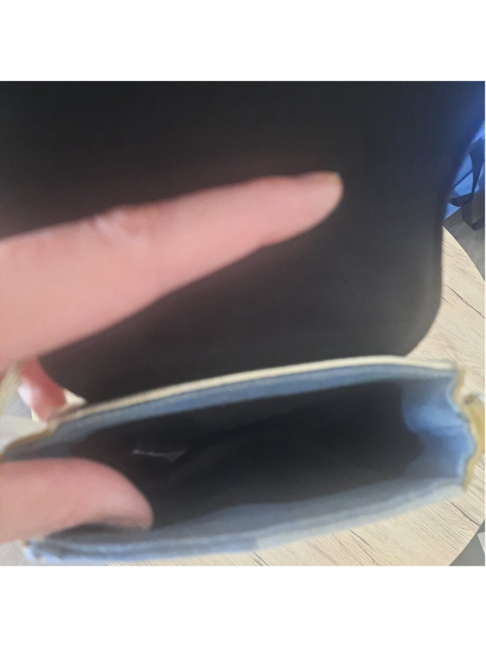 Joseph Ribkoff purse - Picture 3 of 3